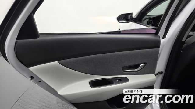 Hyundai AVANTE 2021 — photo 15
