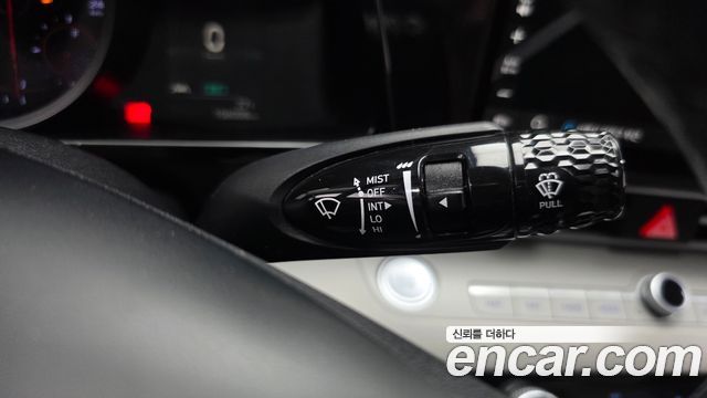 Hyundai AVANTE 2021 — photo 30