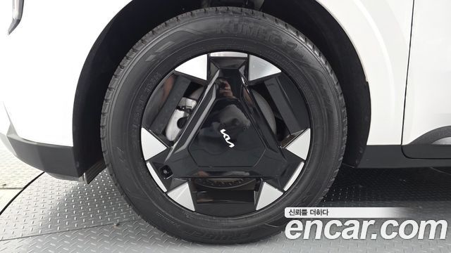 Kia Canival 2024 — photo 5