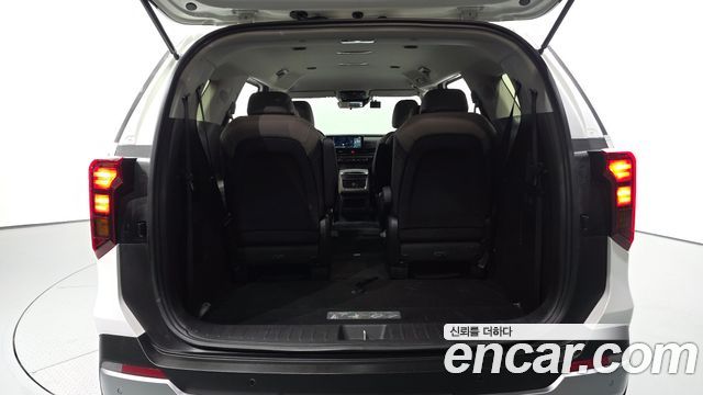 Kia Canival 2024 — photo 20