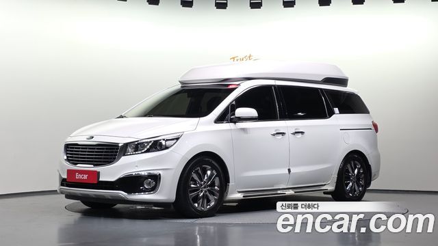 Kia Canival 2018 — photo 1
