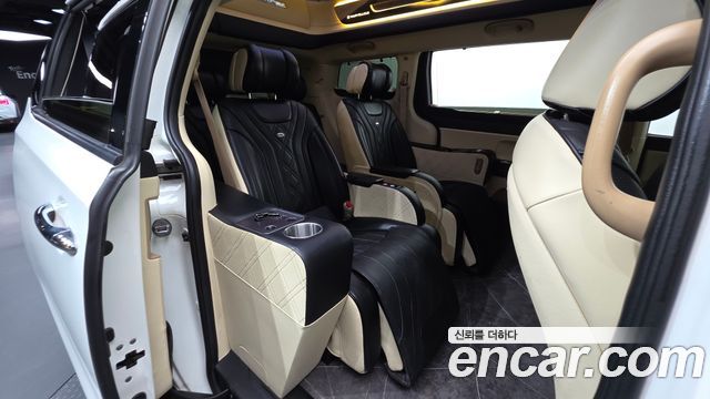 Kia Canival 2018 — photo 18