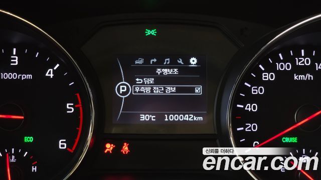 Kia Canival 2018 — photo 22