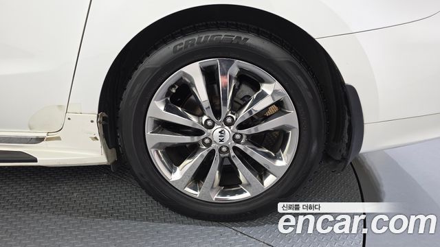 Kia Canival 2018 — photo 7