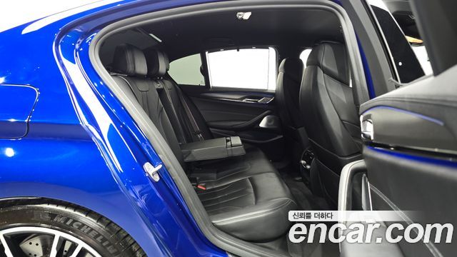 BMW M5 2018 — photo 18