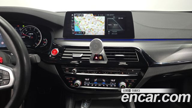 BMW M5 2018 — photo 20