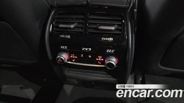 BMW M5 2018 — photo 25