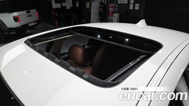 BMW 5-Series 2016 — photo 19