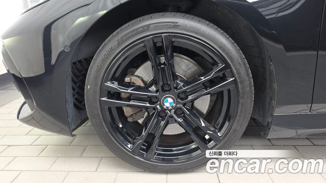 BMW 1-Series 2021 — photo 5