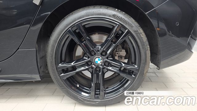 BMW 1-Series 2021 — photo 7