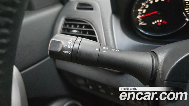 Renault Korea SM3 2011 — photo 19