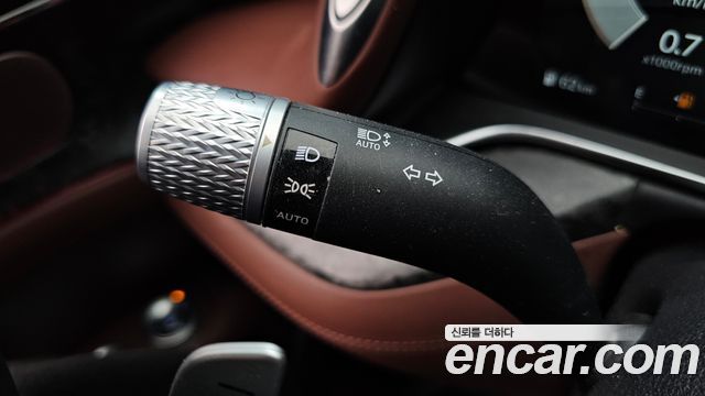 Genesis G90 2022 — photo 26