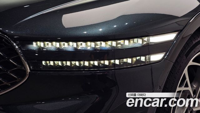 Genesis G90 2022 — photo 8