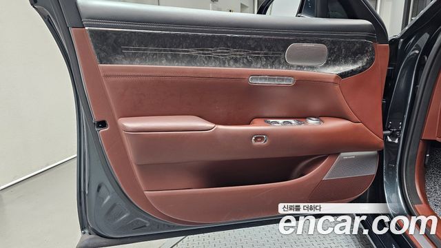 Genesis G90 2022 — photo 14