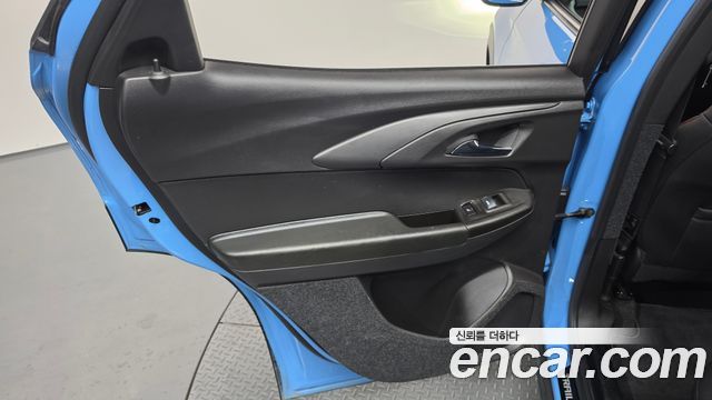 Chevrolet Korea Trailblazer 2023 — photo 15