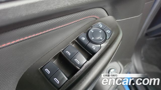 Chevrolet Korea Trailblazer 2023 — photo 30
