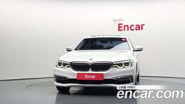 BMW 5-Series 2018 — photo 3