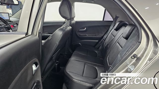 Kia morning 2012 — photo 18