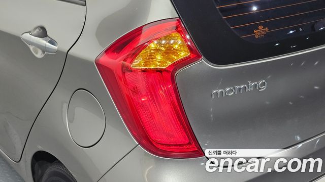 Kia morning 2012 — photo 9