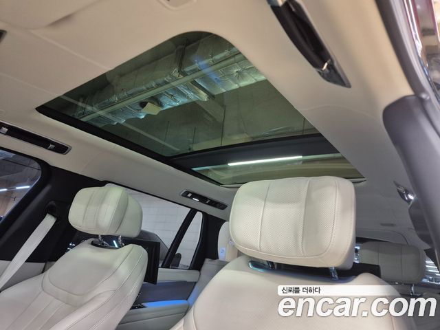 Land Rover Range Rover 2026 — photo 15