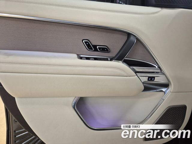 Land Rover Range Rover 2026 — photo 16