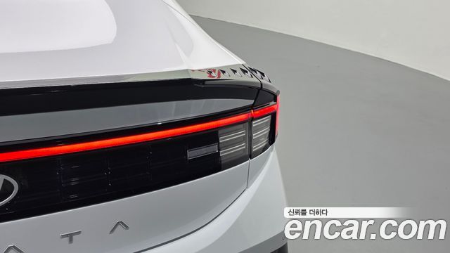 Hyundai Sonata 2024 — photo 9
