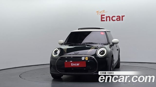 Mini Cooper 2023 — photo 3