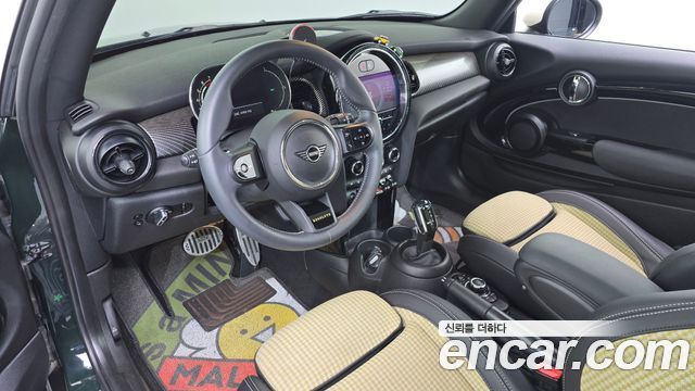 Mini Cooper 2023 — photo 10