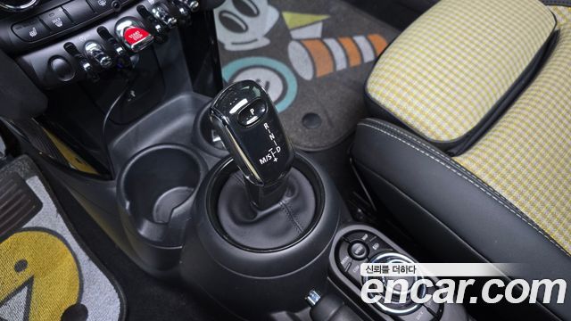Mini Cooper 2023 — photo 12