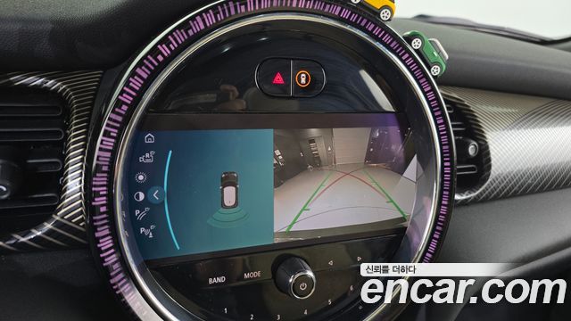 Mini Cooper 2023 — photo 19