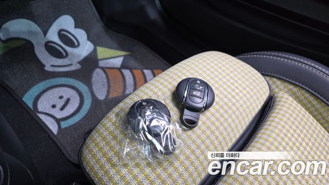 Mini Cooper 2023 — photo 20