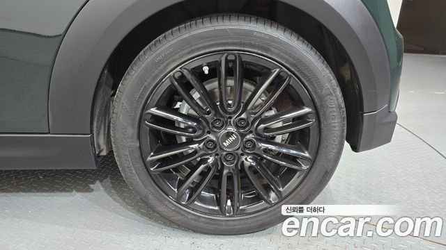 Mini Cooper 2023 — photo 7