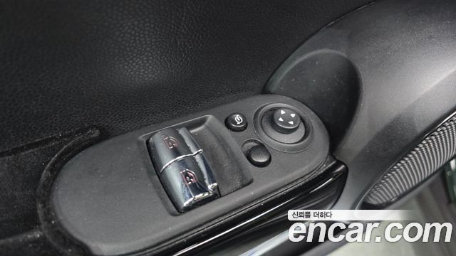 Mini Cooper 2023 — photo 29
