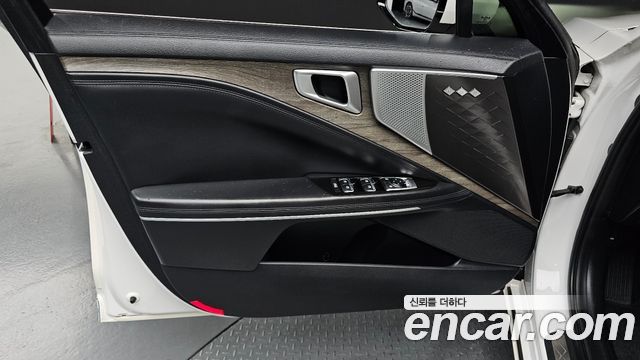 Kia K8 2022 — photo 14
