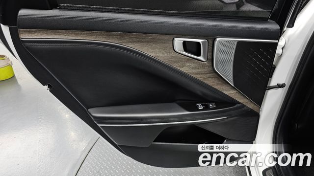 Kia K8 2022 — photo 15
