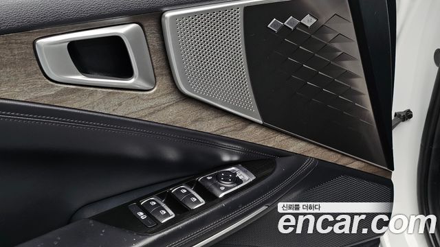 Kia K8 2022 — photo 27