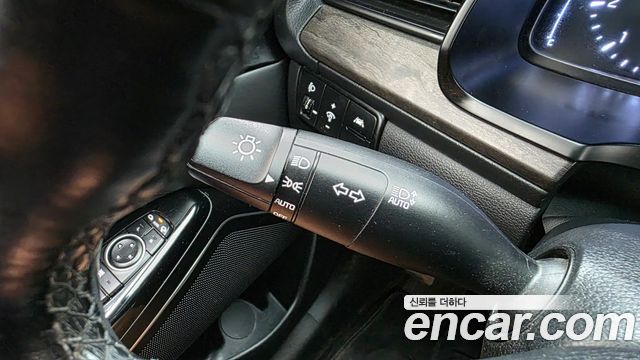 Kia K7 2020 — photo 30