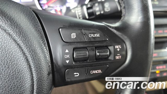 Kia Canival 2016 — photo 18
