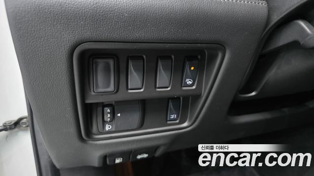 Renault Korea QM6 2021 — photo 18