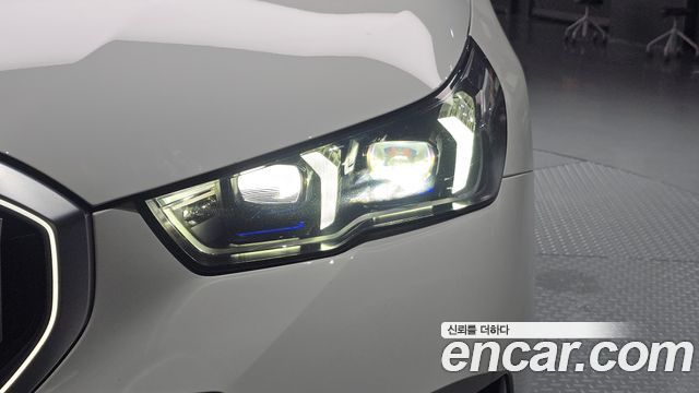 BMW 5-Series 2026 — photo 8