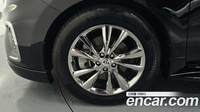 Kia Canival 2019 — photo 5