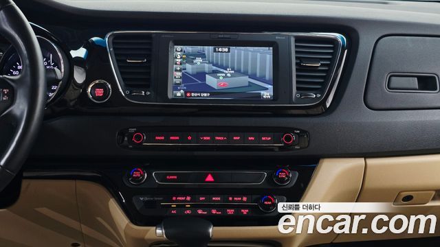 Kia Canival 2019 — photo 19