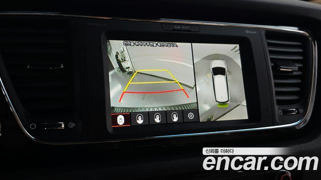 Kia Canival 2019 — photo 21