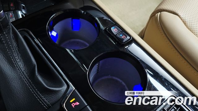 Kia Canival 2019 — photo 33