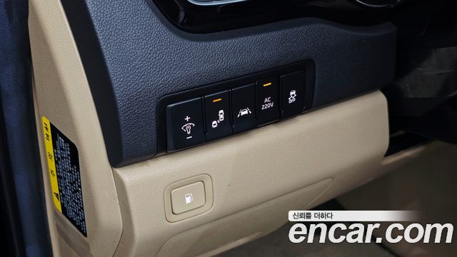 Kia Canival 2019 — photo 36