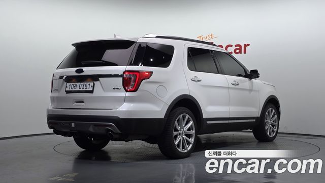 Ford Explorer 2016 — photo 2