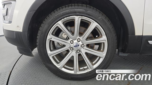 Ford Explorer 2016 — photo 5