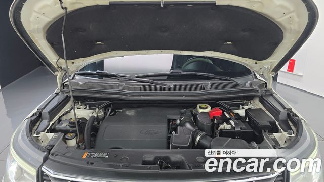 Ford Explorer 2016 — photo 6