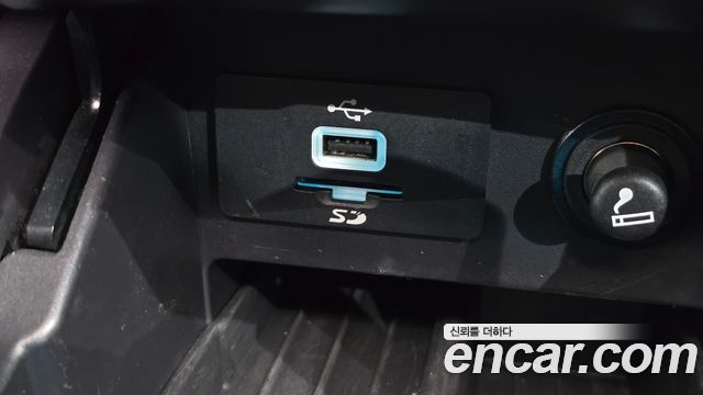 Ford Explorer 2016 — photo 13