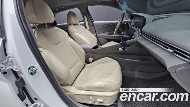 Hyundai AVANTE 2026 — photo 11